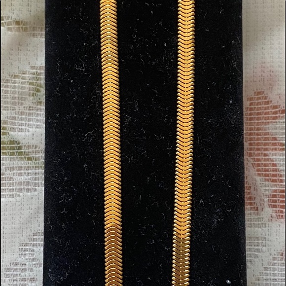 REAL SOLID JAPAN YELLOW GOLD NECKLACE - Picture 2 of 12